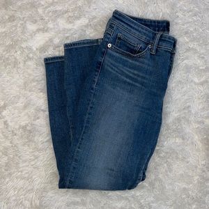 Lucky Brand jeans no rips size 6/28 cropped